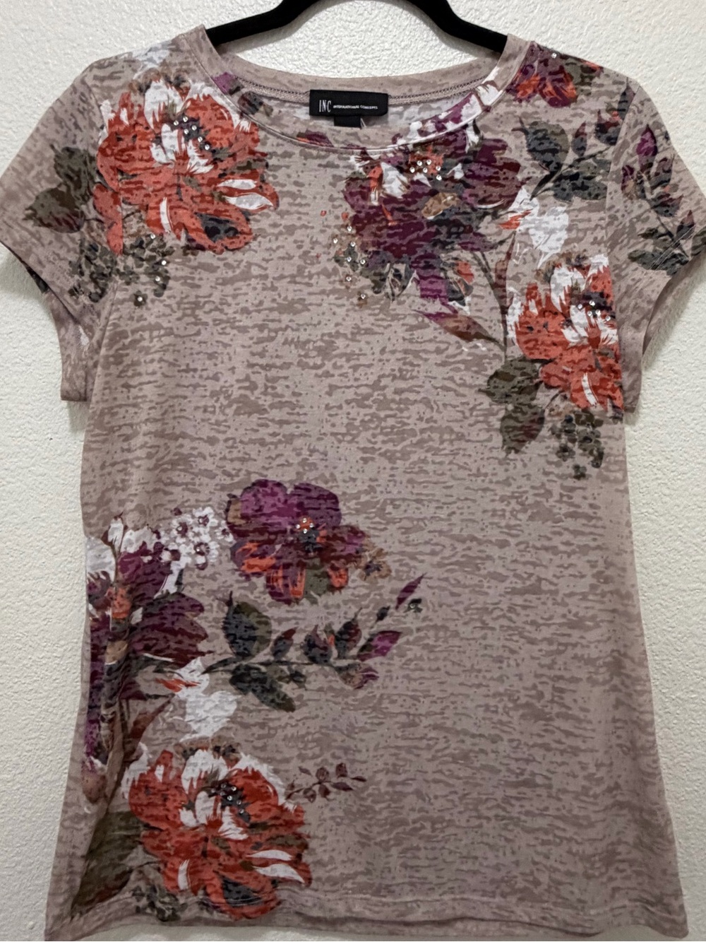 International Concepts INC tan  purple floral with silver stud embellishments